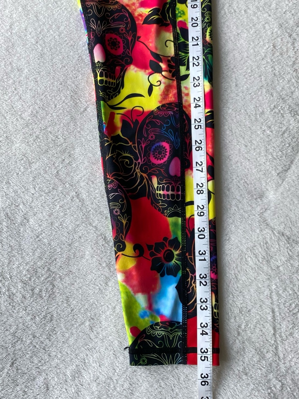Constantly Varied Gear TIE DYE SKULL LEGGINGS Medium - Picture 12 of 16